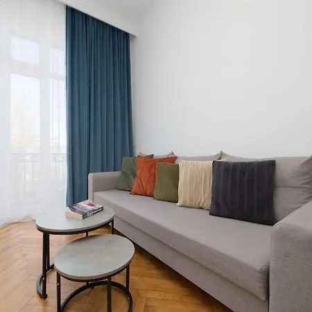 Apartman Spacious And Elegant In With Parking Near Pge By Renters *