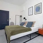Appartement Spacious And Elegant In With Parking Near Pge By Renters