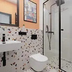 Spacious And Elegant In With Parking Near Pge By Renters Appartement Varsovie