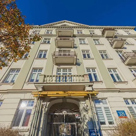 Spacious And Elegant In With Parking Near Pge By Renters